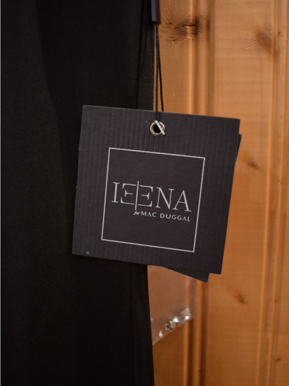 NWT✨ Mac Duggal Maxi Dress Gown with Crystal Embellished Neckline - Picture 7 of 8